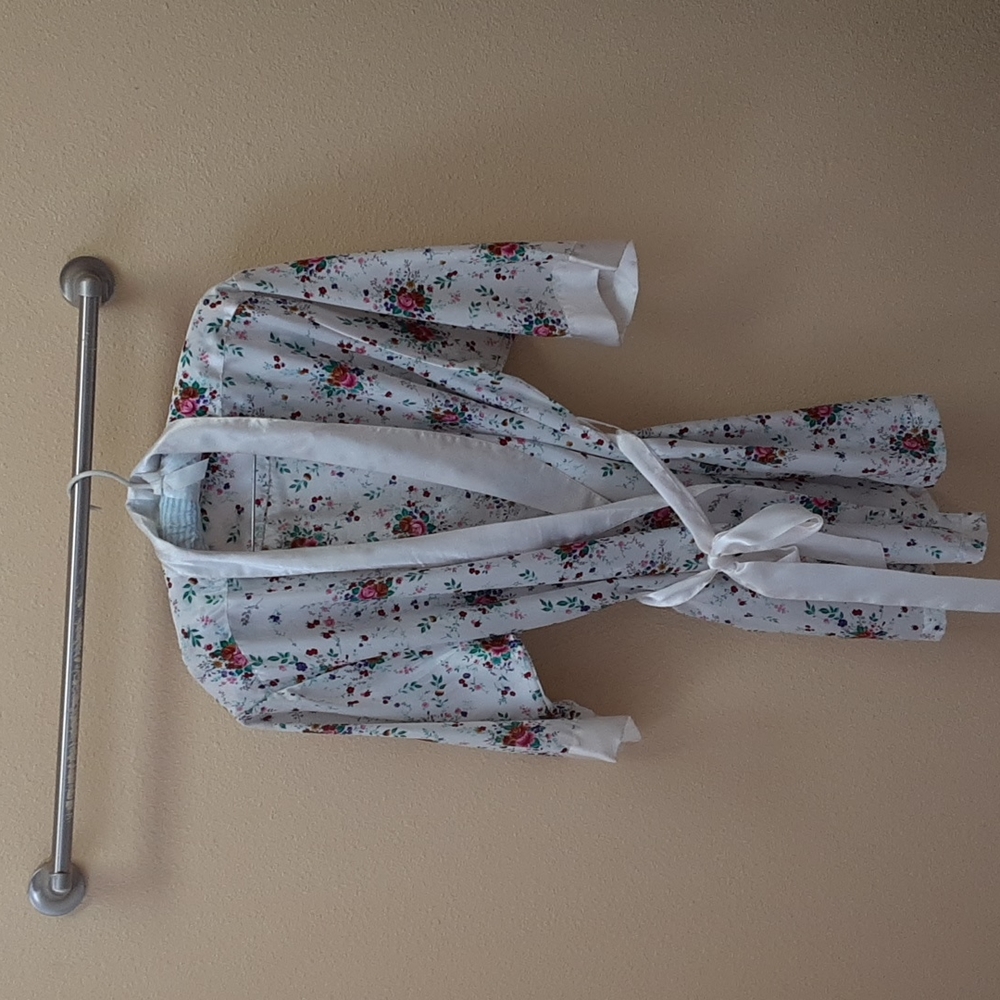 Misses floral print robe